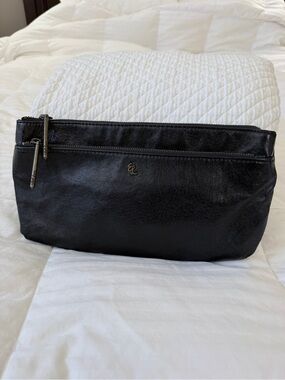 Elliott Lucca Double Zipper Wristlet Crossbody Leather Bag